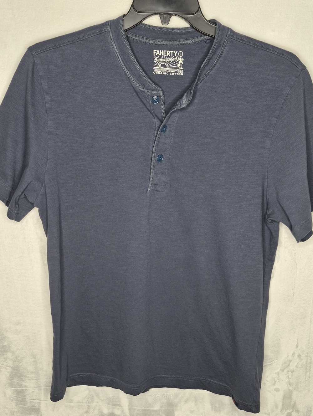 Faherty Navy Blue Heather Sunwashed Organic Cotton Short Sleeve Henley Shirt M